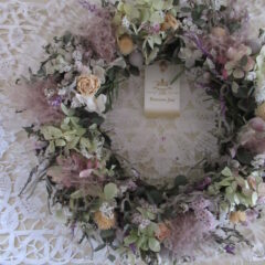 優しいハーブのドライフラワーリース