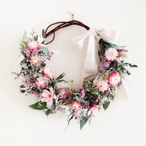 マドモアゼルのヘリクリサムリース